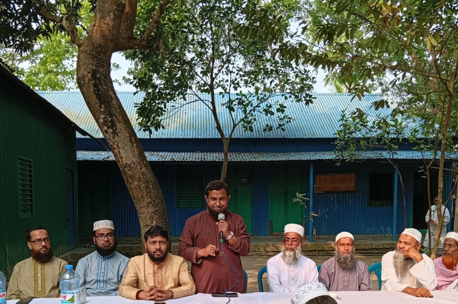 সিণ্ডিকেট ও মববাজির মাধ্যমে ব্যবসায়ীকে দেশ ছাড়তে বাধ্য করা ভালো লক্ষণ নয় — হাফিজুর রহমান