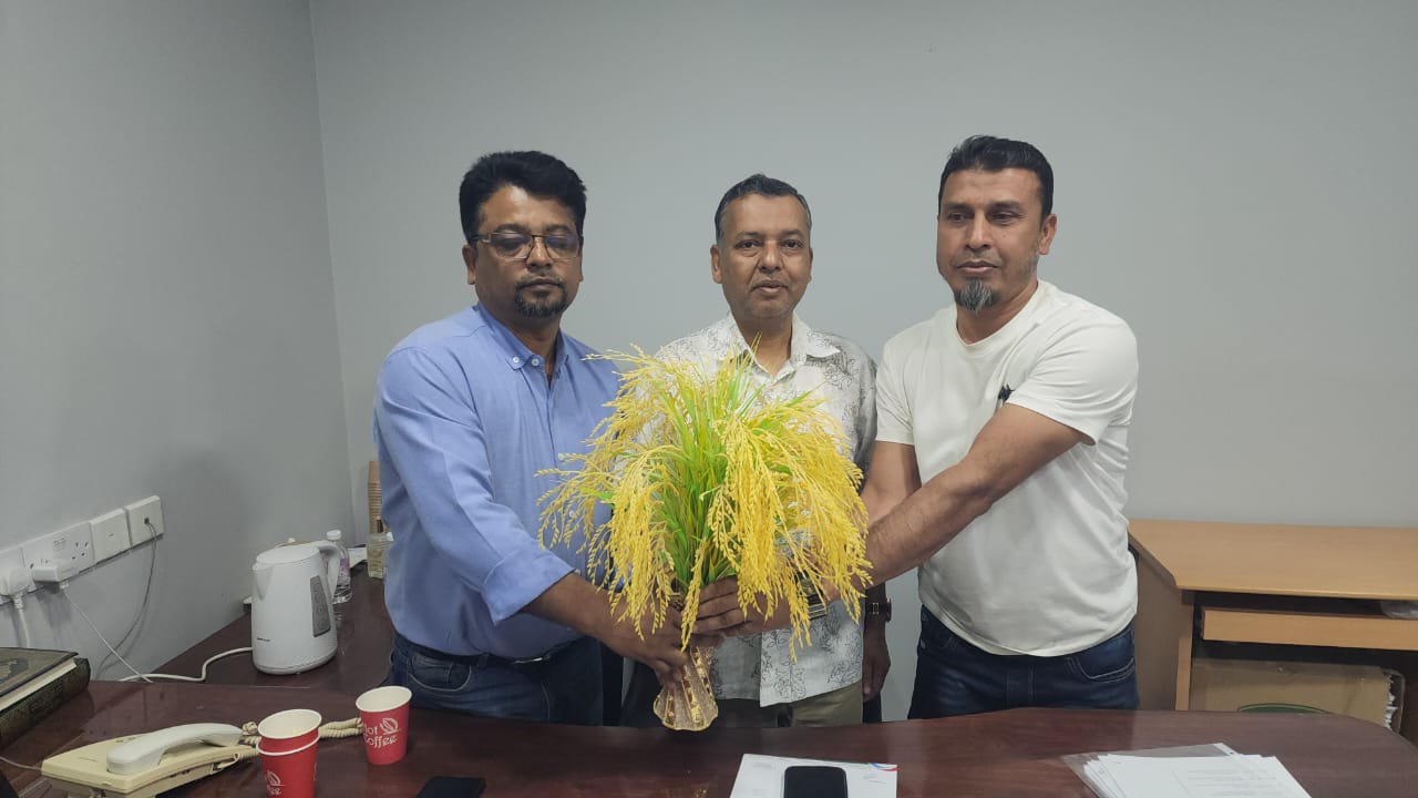 সৌদি আরবে আহাম্মাদ আলী মুকিতকে সংবর্ধনা দিলেন বহরা ইউনিয়নের সম্ভাব্য চেয়ারম্যান প্রার্থী নুরুল হক শা