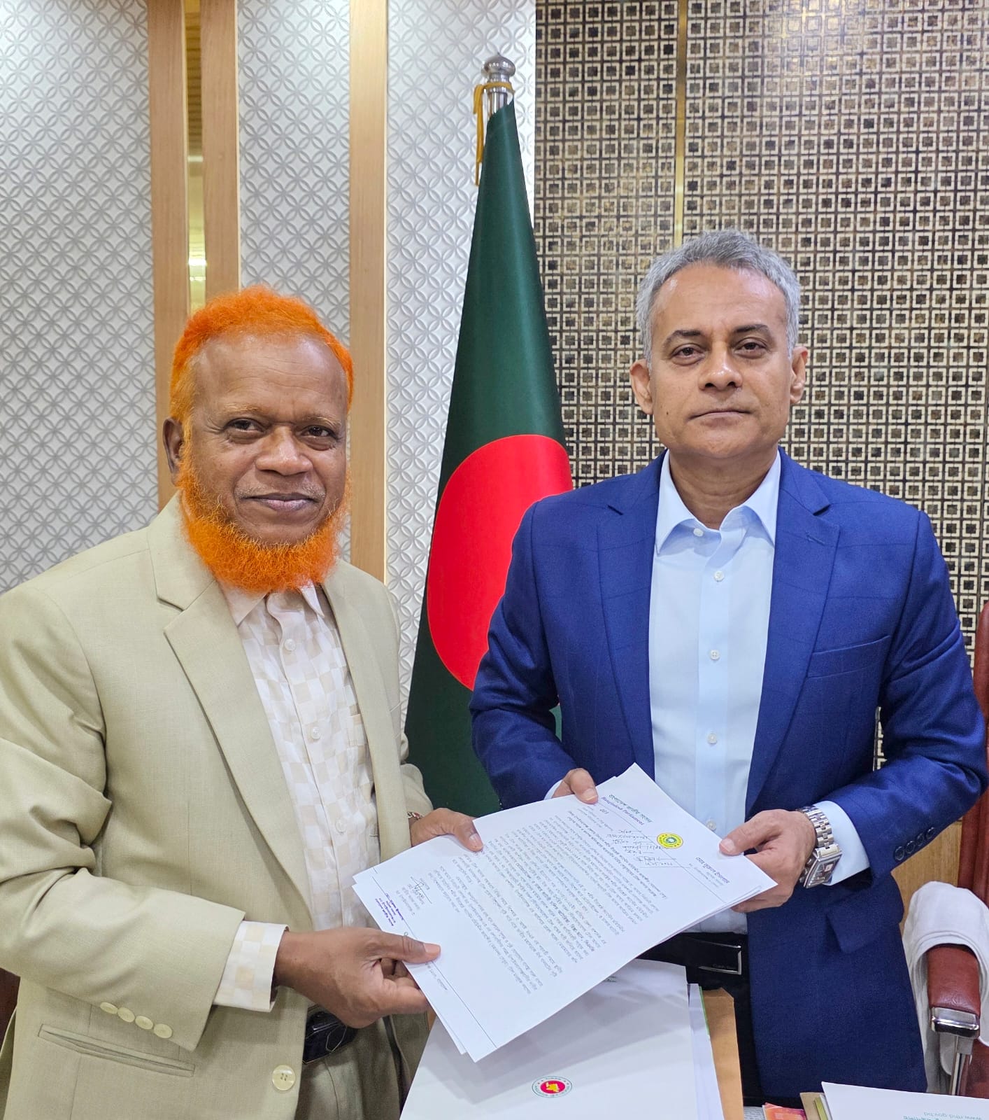 সড়ক পরিবহণ, সেতু এবং রেলপথ মন্ত্রনালয়ের মাননীয় মন্ত্রী শেখ রবিউল আলম এমপির সাথে সাক্ষাৎ করেছেন জনাব নূরুল ইসলাম বুলবুল এমপি।