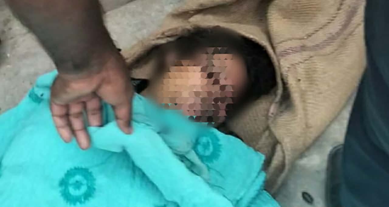 চাঁপাইনবাবগঞ্জে গৃহ শিক্ষিকার বস্তাবন্দী মরদেহ উদ্ধার, গ্রেফতার ৩