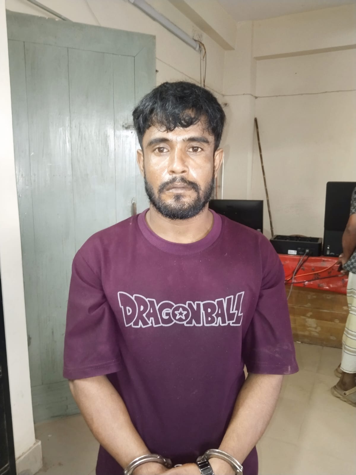 ওসি’র তৎপরতায় উদ্ধার – চুরির সাথে জড়িত ফারুক গ্রেপ্তার